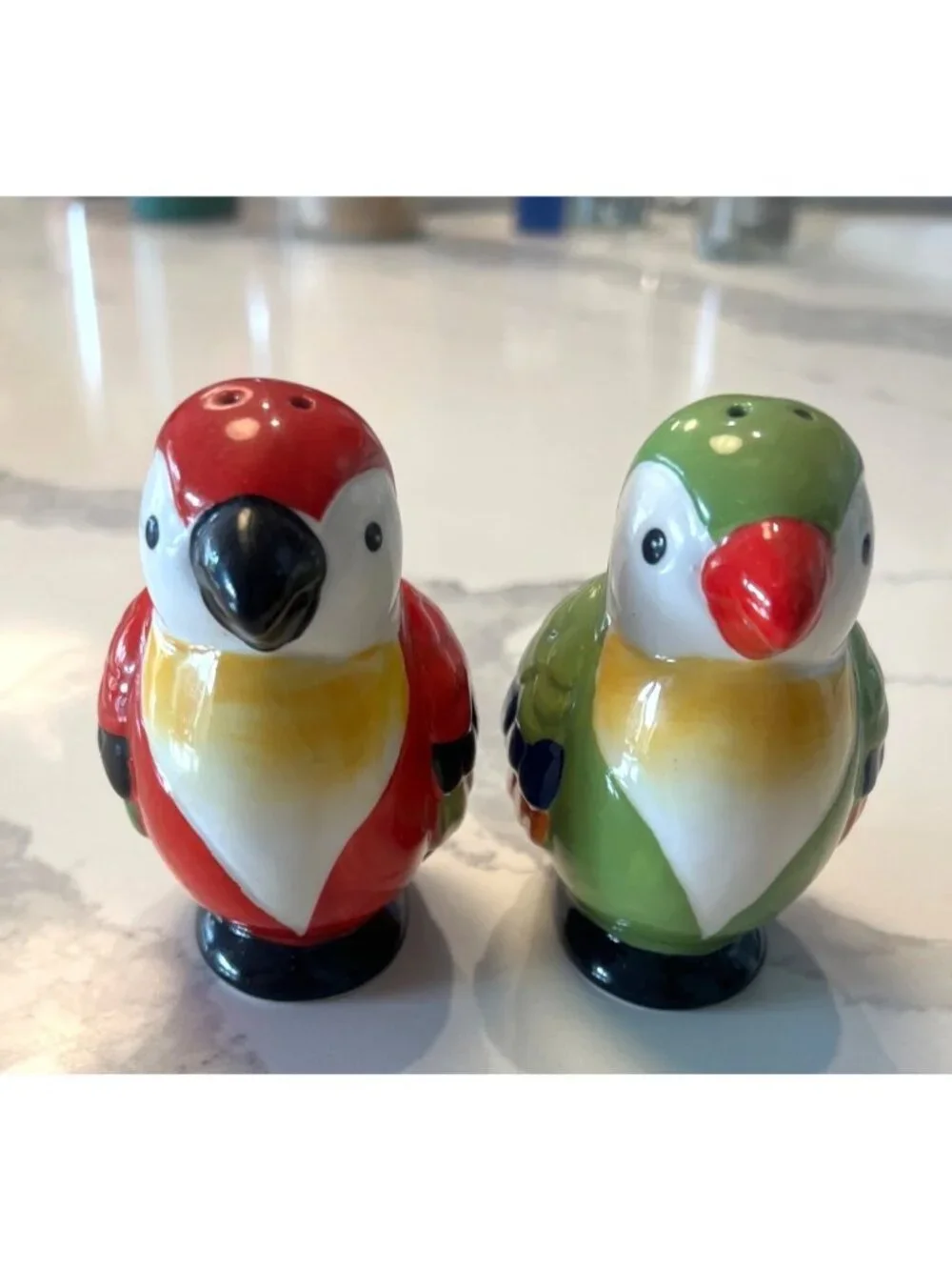 Pier 1 (retired) salt and pepper shakers, colorful parrots